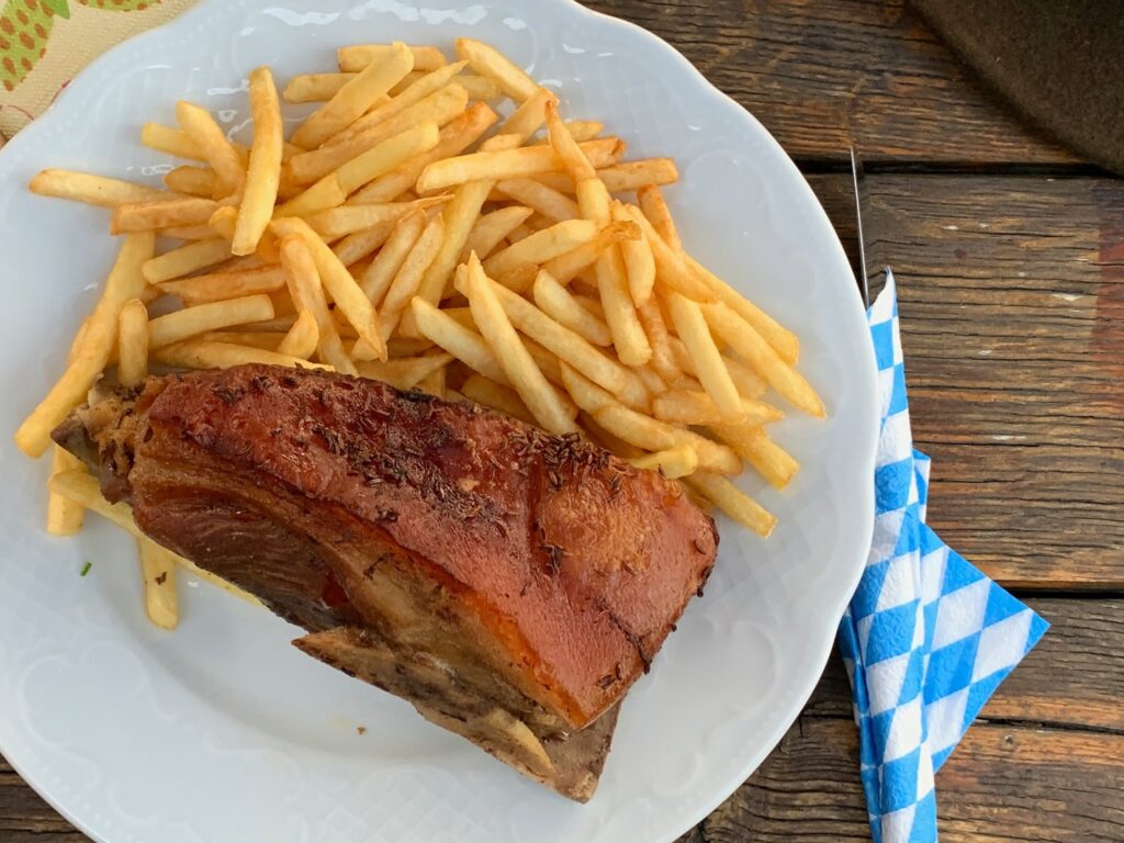 Must taste Bavaria food tour Schweinehaxe